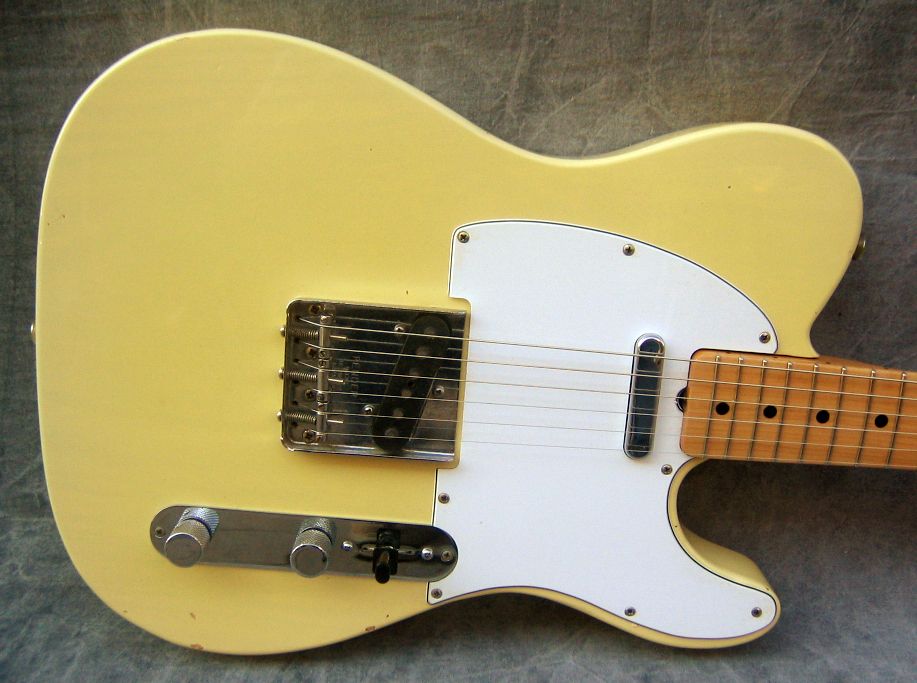 1971_Fender_Telecaster_306018_front.jpg