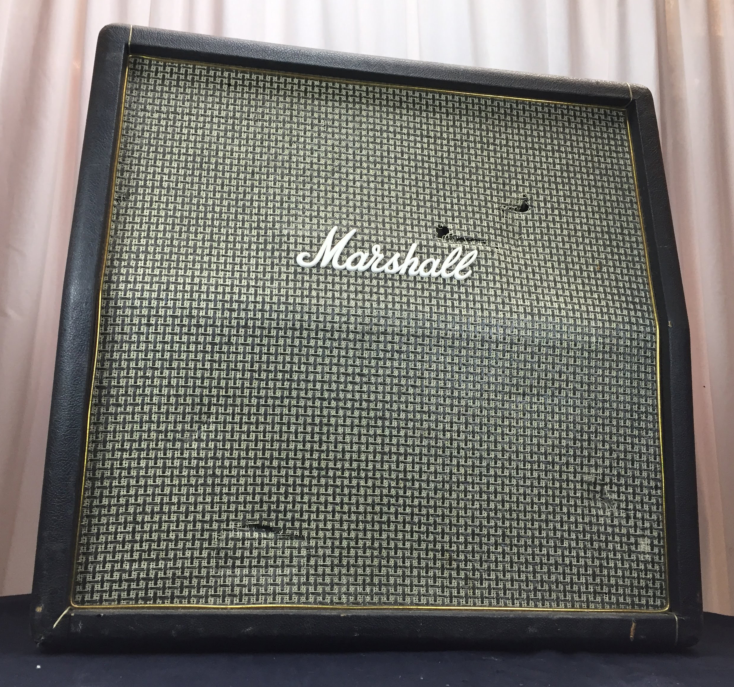 Vintage Guitars Sweden 1991 Marshall 4x12 Cab For Sale