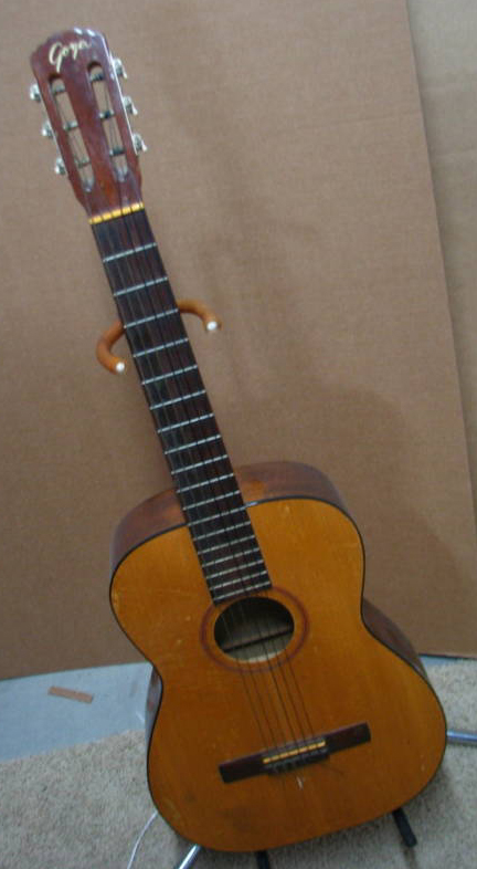 goya classical guitar model g-10